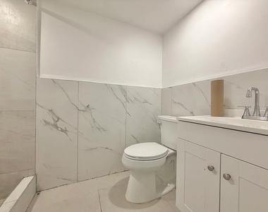 1518 Jefferson Avenue - Photo Thumbnail 10