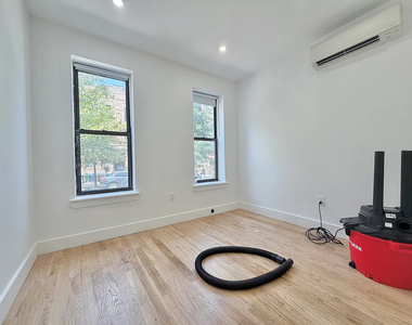 1518 Jefferson Avenue - Photo Thumbnail 17