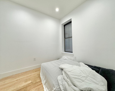 1518 Jefferson Avenue - Photo Thumbnail 1