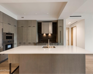 90 Lexington Ave - Photo Thumbnail 8