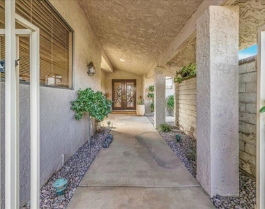 2 Cornell Drive - Photo Thumbnail 2