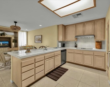 2 Cornell Drive - Photo Thumbnail 17
