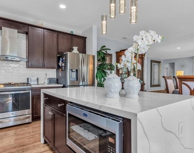 83721 Mirabella Drive - Photo Thumbnail 7