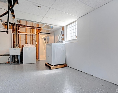 21 Westbury Road - Photo Thumbnail 25