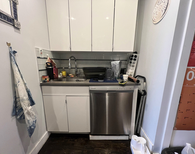 16-29 Summerfield Street - Photo Thumbnail 8
