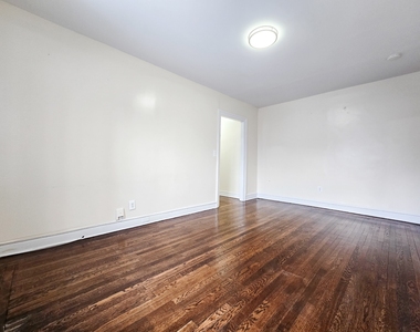 2 North St - Photo Thumbnail 2