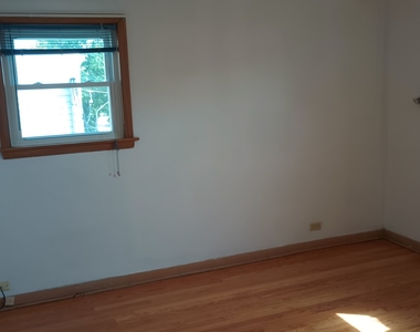 4950 Greenwood Street - Photo Thumbnail 11