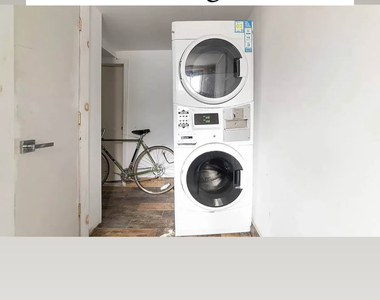 1066 Putnam Avenue - Photo Thumbnail 3