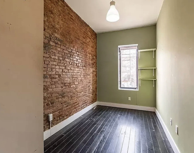 1066 Putnam Avenue - Photo Thumbnail 14