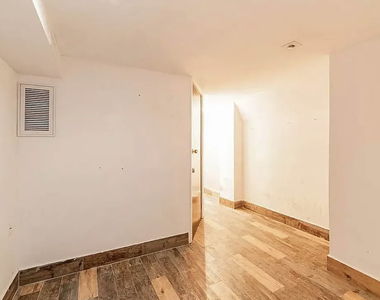 1066 Putnam Avenue - Photo Thumbnail 8