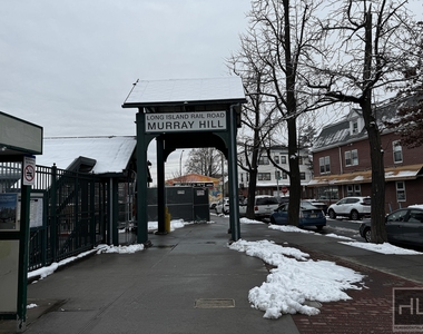 Northern Boulevard - Photo Thumbnail 0