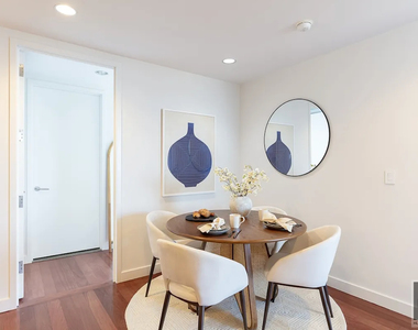 West 67th Street - Photo Thumbnail 2