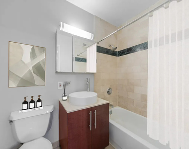 100 John Street - Photo Thumbnail 4