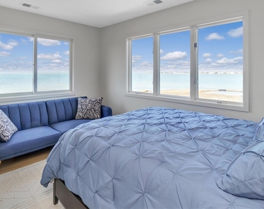 552 Dune Road - Photo Thumbnail 25