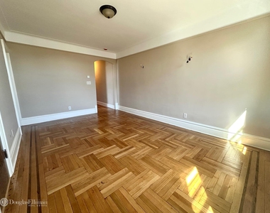 28-20 37th St - Photo Thumbnail 1