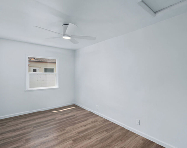 1315 Grant Street - Photo Thumbnail 11