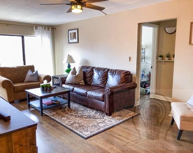 7117 West 93rd Street - Photo Thumbnail 1