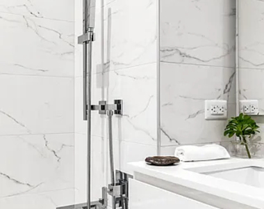 222 East 44th Street #12M - Photo Thumbnail 7