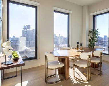 West Chelsea - Photo Thumbnail 1