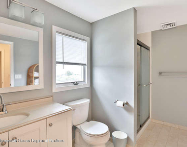 127 Trenton Avenue - Photo Thumbnail 14