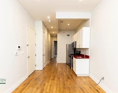 186 Wilson Avenue - Photo Thumbnail 2