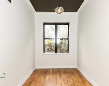 186 Wilson Avenue - Photo Thumbnail 1