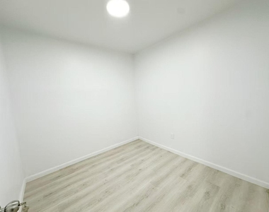 45-31 163rd Street - Photo Thumbnail 7