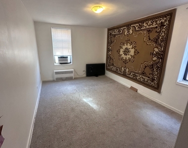 83-35 139 Street, Briarwood - Photo Thumbnail 5