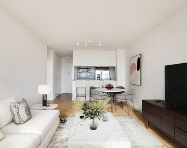 West 60th Street - Photo Thumbnail 0