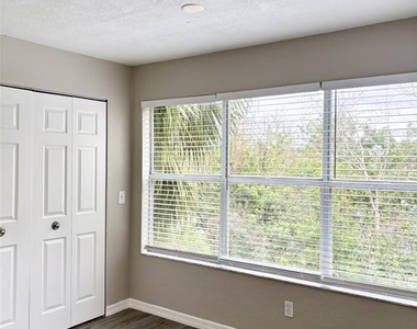 5140 Conroy Road - Photo Thumbnail 2