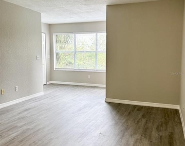 5140 Conroy Road - Photo Thumbnail 4