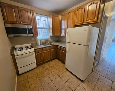 113 Bay Ridge Avenue - Photo Thumbnail 2