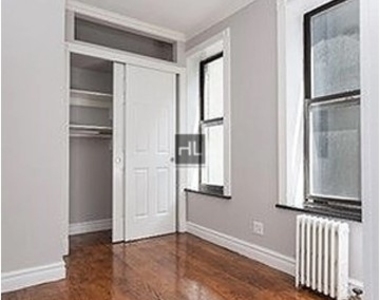 Prince Street - Photo Thumbnail 2