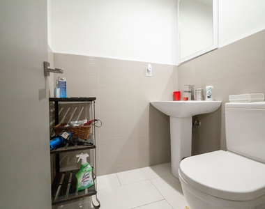 337 Melrose Street - Photo Thumbnail 5