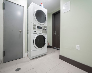 337 Melrose Street - Photo Thumbnail 6