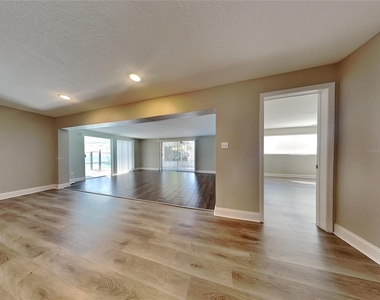 1141 Barbara Court - Photo Thumbnail 2