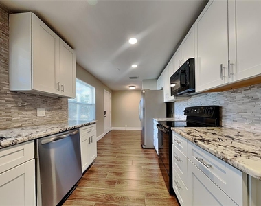 1141 Barbara Court - Photo Thumbnail 5