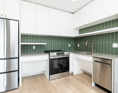 527 Grand Avenue - Photo Thumbnail 5