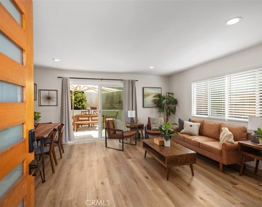 33782 Robles Drive - Photo Thumbnail 10