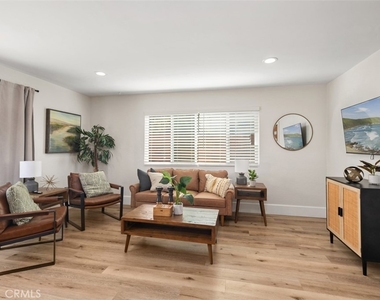 33782 Robles Drive - Photo Thumbnail 11