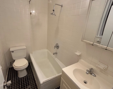 220 West 98th Street - Photo Thumbnail 4