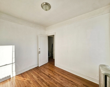 9116 3rd Avenue - Photo Thumbnail 5