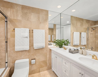 500 Park Avenue - Photo Thumbnail 5
