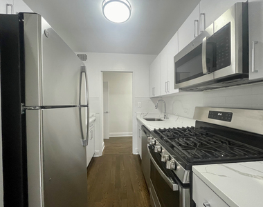 East 89th Street - Photo Thumbnail 8
