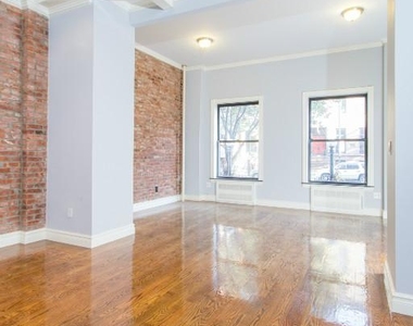 232 West 14th Street - Photo Thumbnail 1