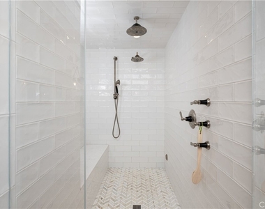 1228 W Oceanfront - Photo Thumbnail 20