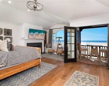 1228 W Oceanfront - Photo Thumbnail 14