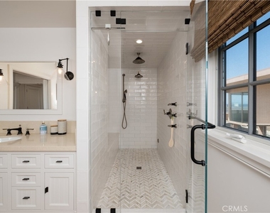 1228 W Oceanfront - Photo Thumbnail 19