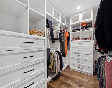 2801 Bayside Drive - Photo Thumbnail 25