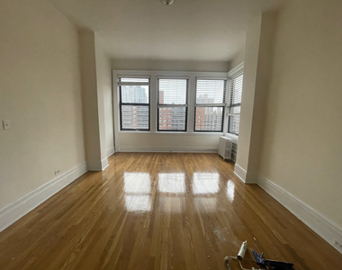 West 97th and Broadway - Photo Thumbnail 2